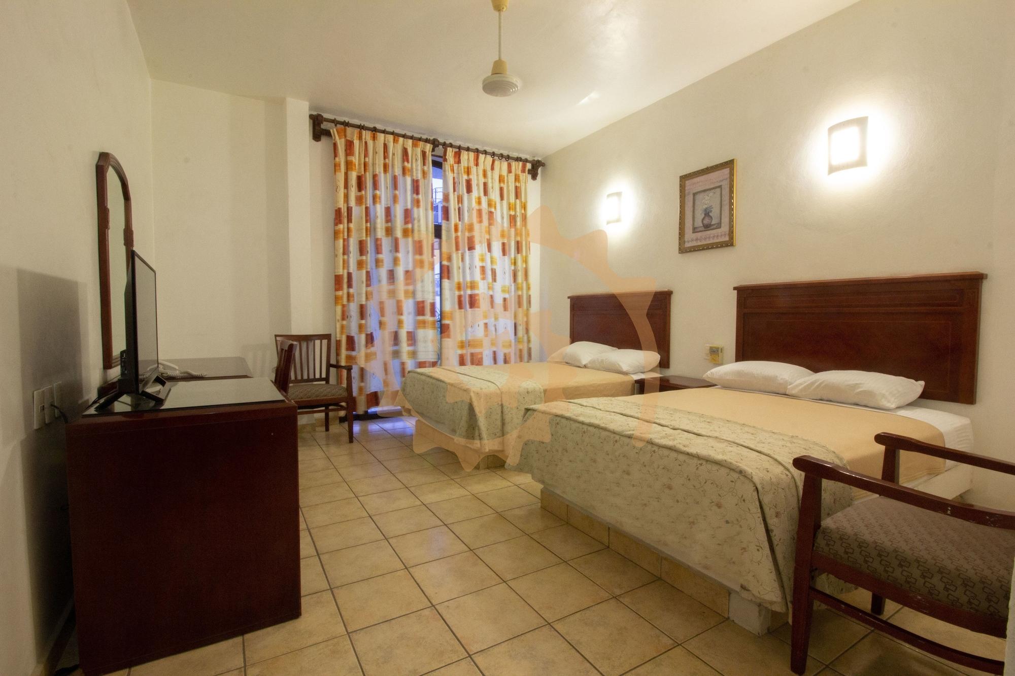 Hotel Caracol Plaza プエルト・エスコンディード エクステリア 写真